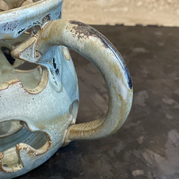 Vintage studio art pottery candleholder - Picture 3 of 7